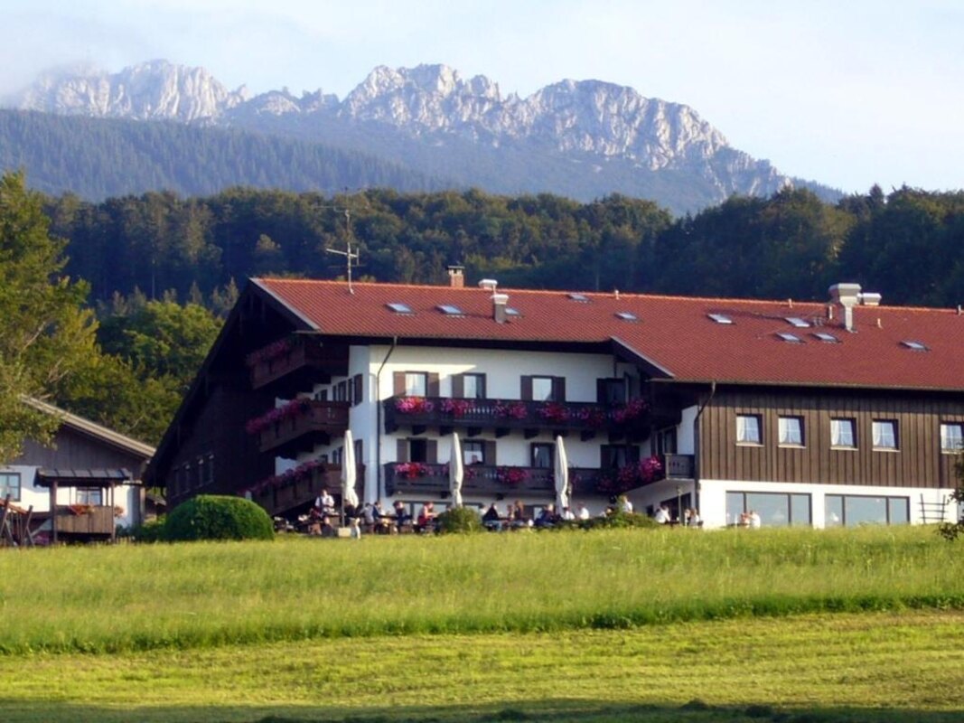 Bild-1 Hotel Seiseralm und Gaststätte Seiserhof in Bernau am Chiemsee
