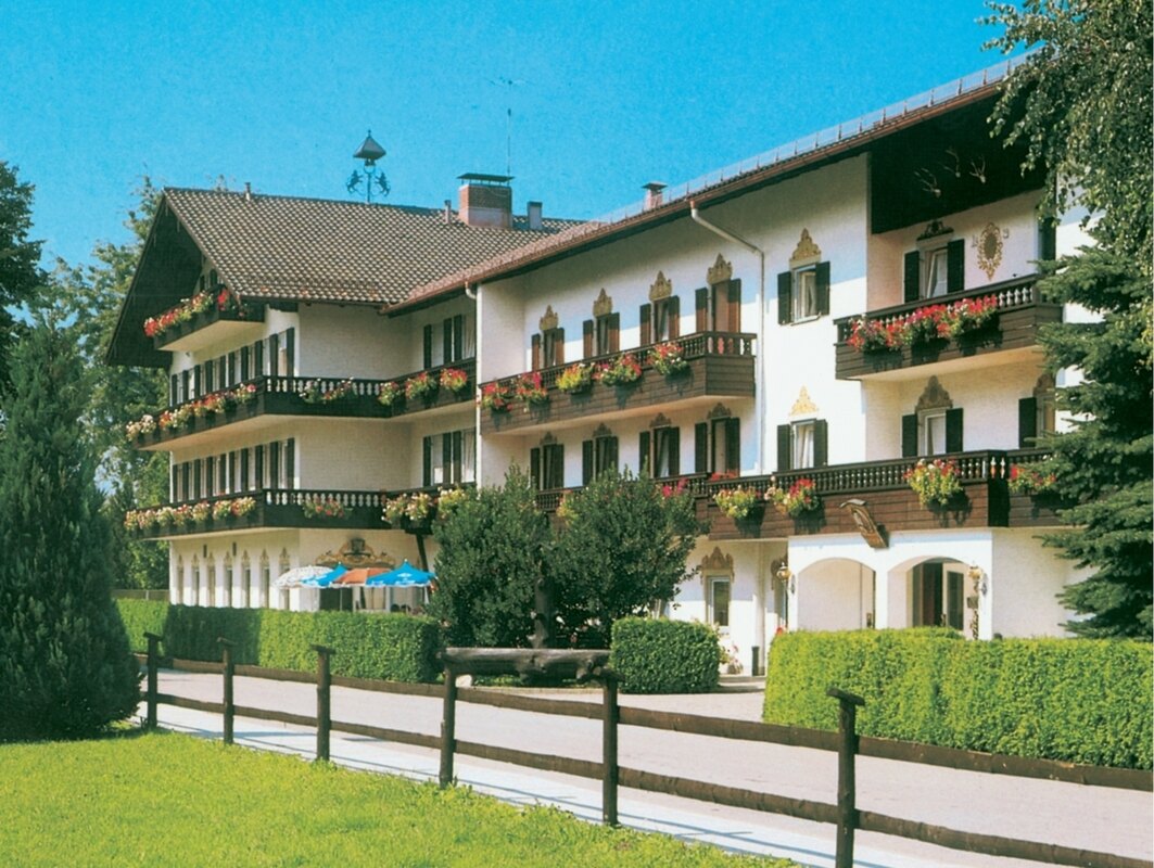 Bild-1 Ferienhotel Farbinger Hof in Bernau am Chiemsee