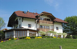 Ferienwohnungen im See Cafe Toni Ferienwohnung