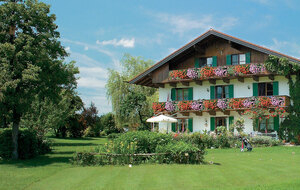 Gästehaus Bauer am Golfplatz Prien am Chiemsee