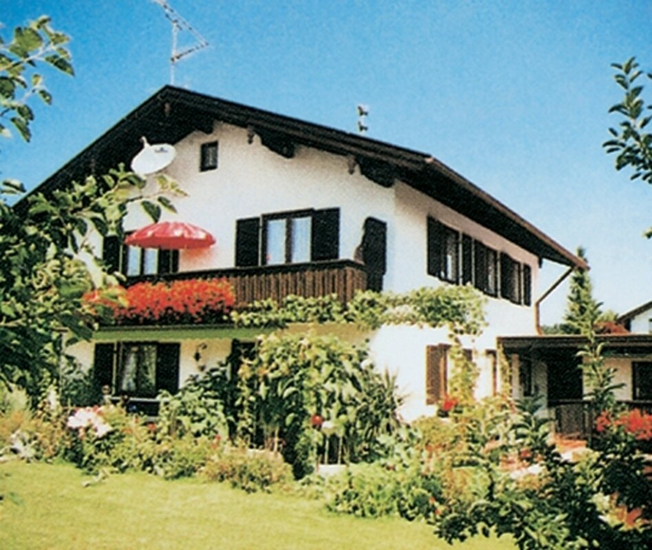 Bild-1 Ferienwohnungen Strasser in Breitbrunn am Chiemsee