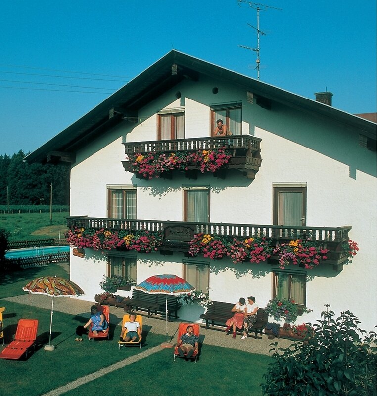 Bild-1 Haus Waldesruh Inh.Christine Pauli in Nußdorf am Inn