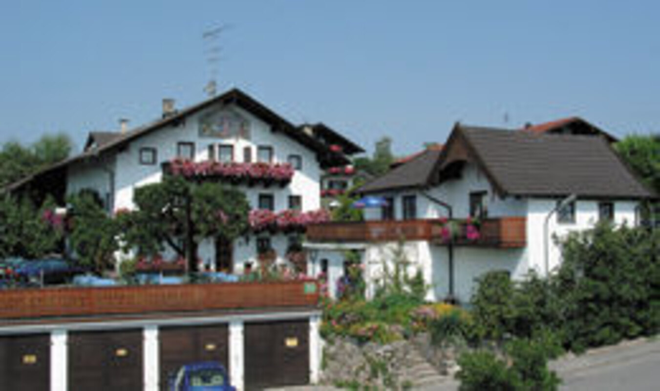 Bild-1 Gästehaus Pletzenauer in Gstadt - Gollenshausen