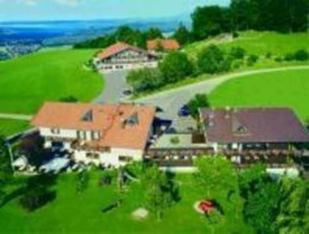 Bild-5 Hotel Seiseralm und Hof Seiserhof Gaststätte Betriebs GmbH in Bernau am Chiemsee